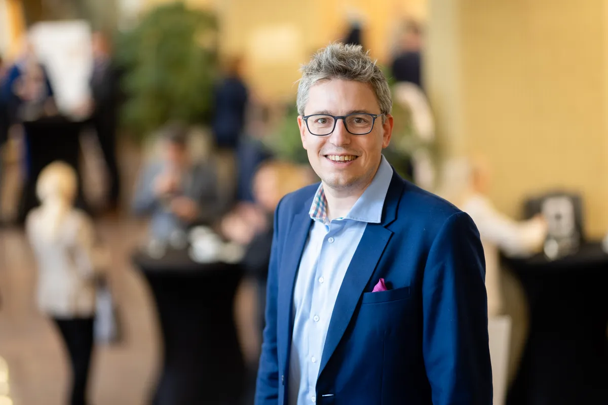 Sven Clement, député luxembourgeois, à l’Assemblée parlementaire de l’OTAN à Vilnius